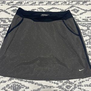 Womens Nike skort size small. New without tags